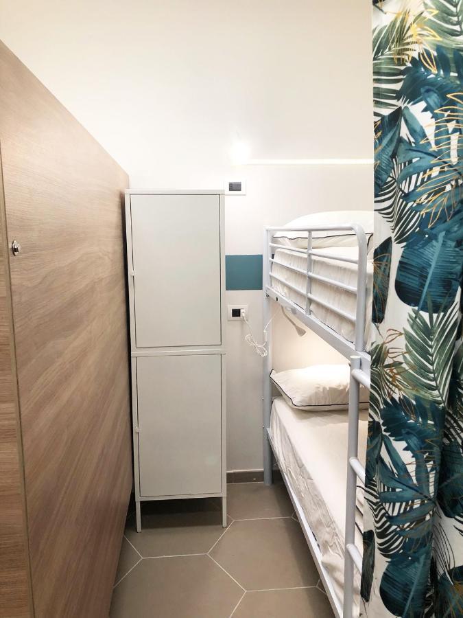 Hostellino Неаполь Экстерьер фото